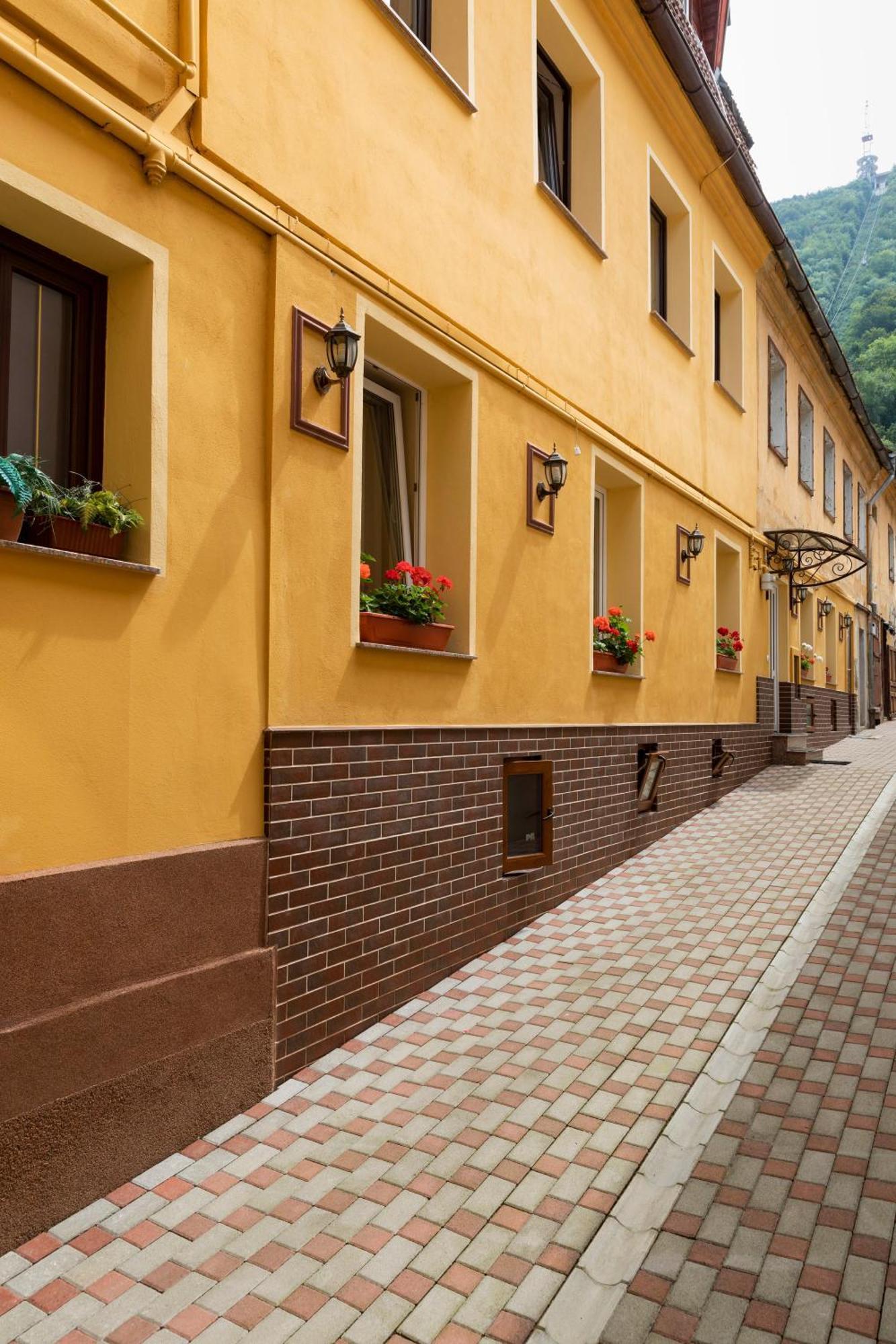 Hotel Natural Braşov Dış mekan fotoğraf